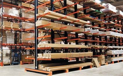 Double-sided cantilever rack storing pipe and long stock